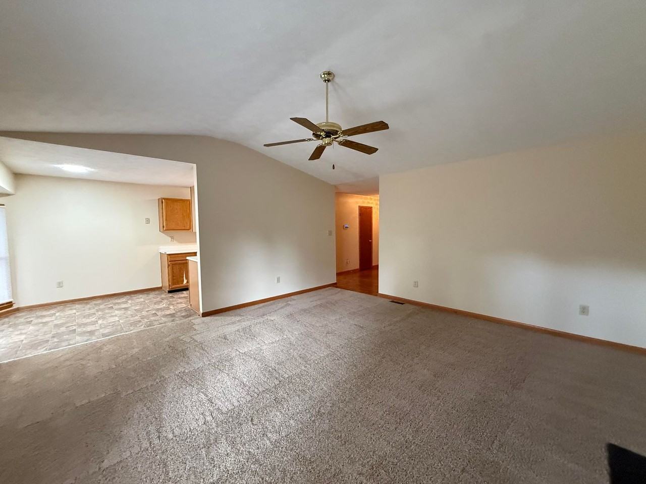 5671 Archer Rd - Photo 4 of 16