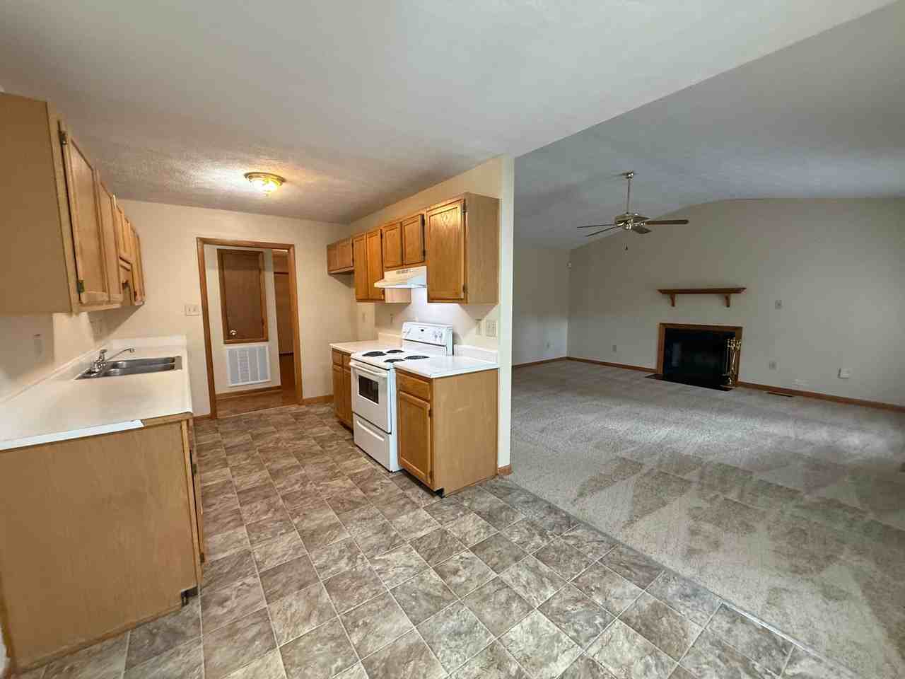 5671 Archer Rd - Photo 5 of 16
