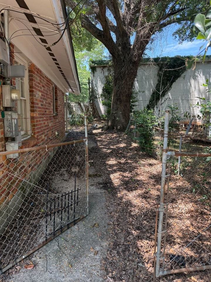 3 Mimosa Dr - Photo 3 of 11