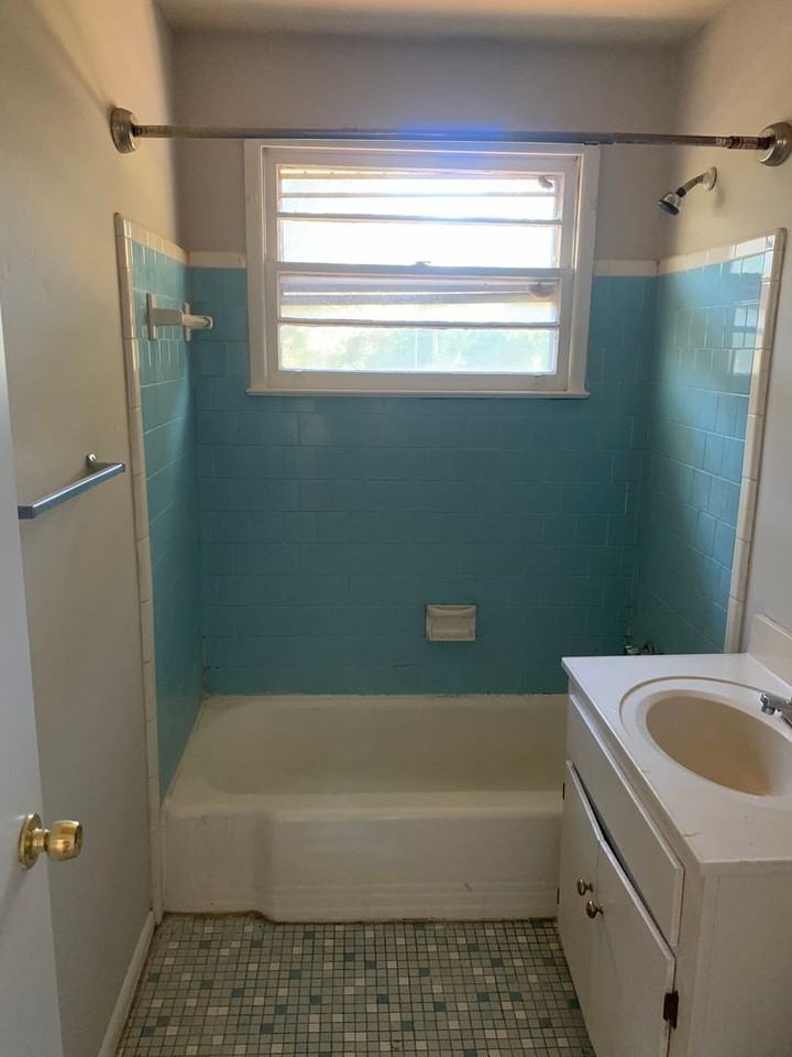 16413 Harrowgate Rd - Photo 5 of 6