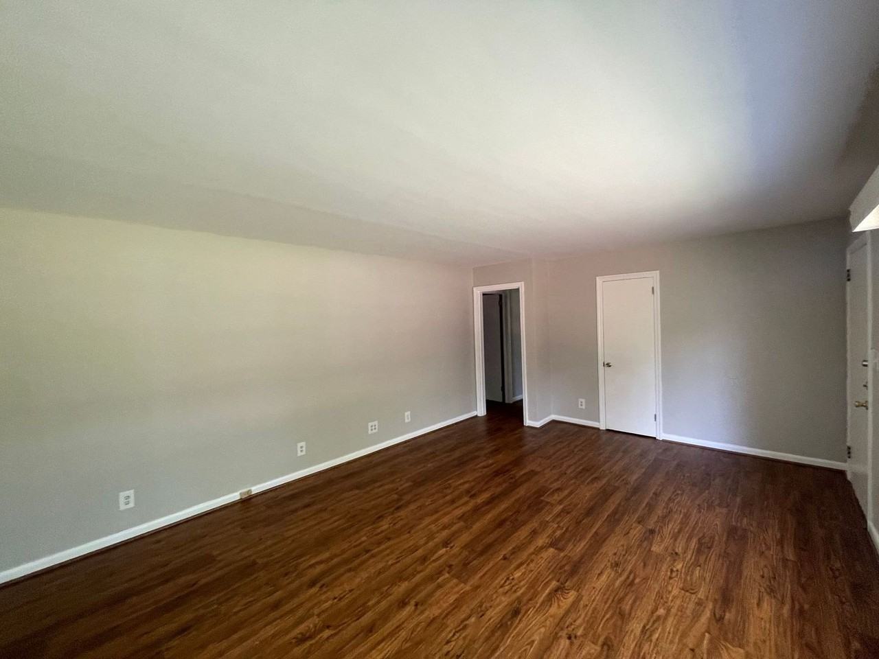 709 Branton Dr - Photo 3 of 26