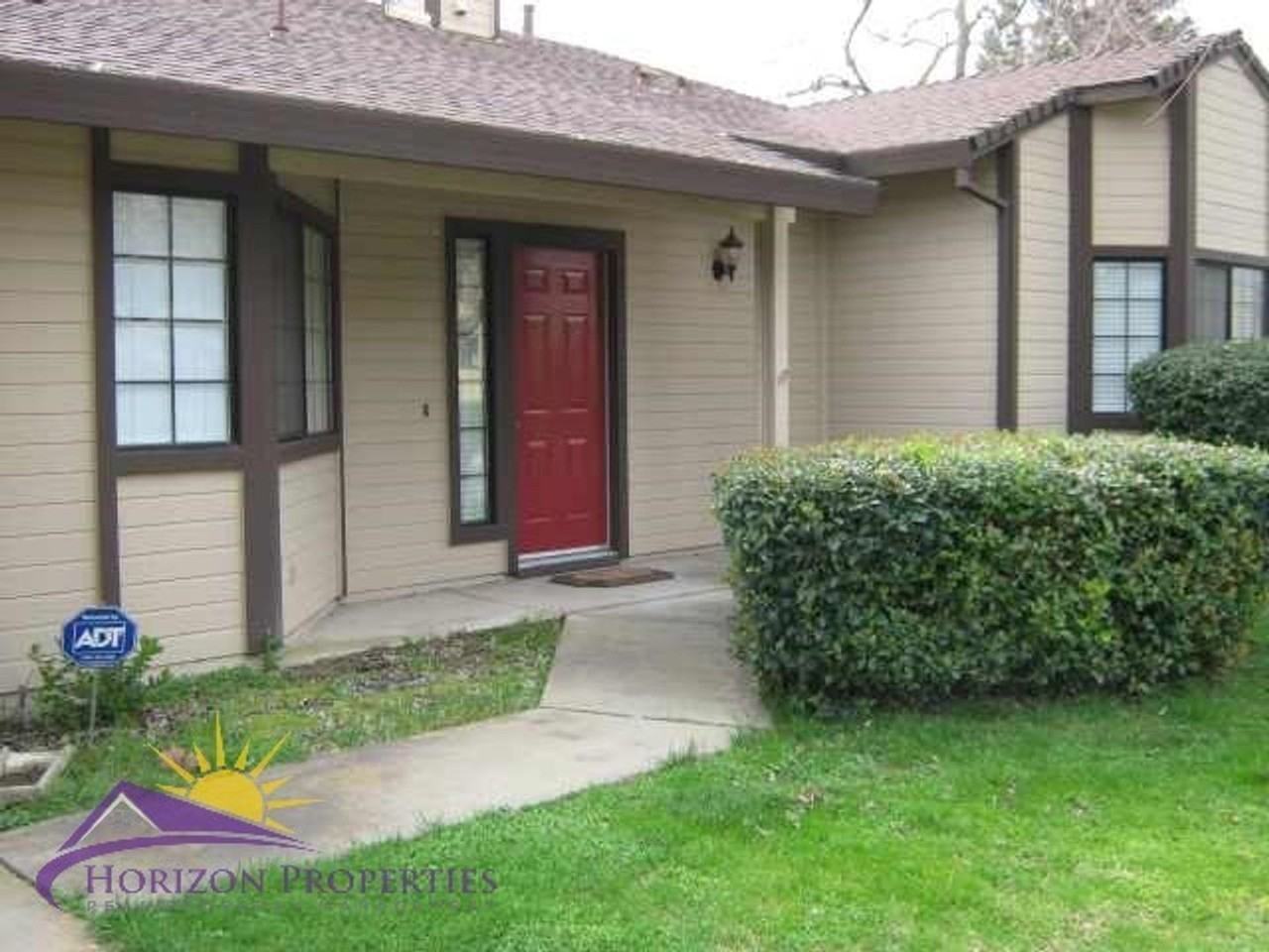 2030 Moontree Dr - Photo 2 of 36