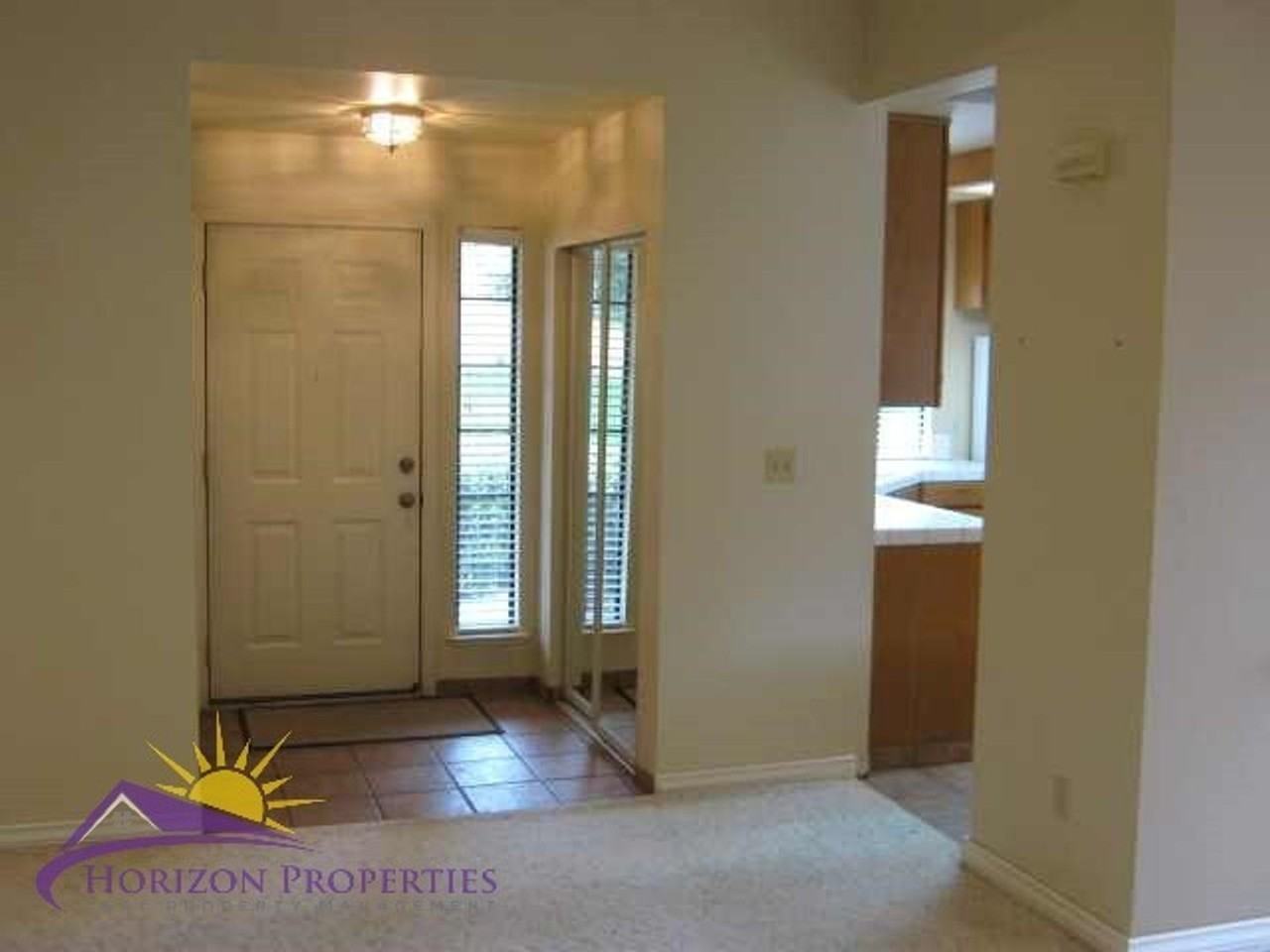 2030 Moontree Dr - Photo 3 of 36