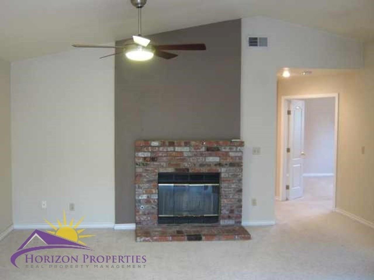 2030 Moontree Dr - Photo 5 of 36