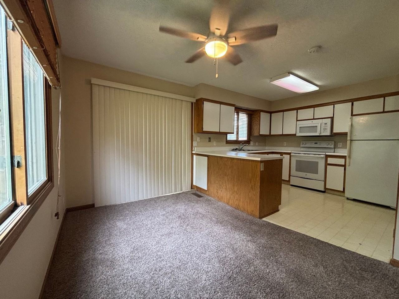 2135 S 46th Ave - Photo 6 of 20
