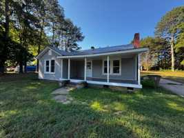 featured image of 408 Ross Grove Rd E