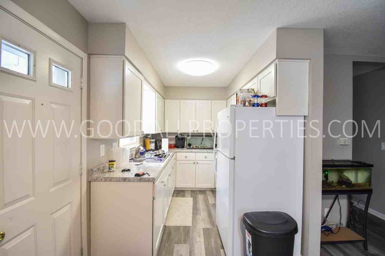 1932 E 29th St - Photo 2 of 17