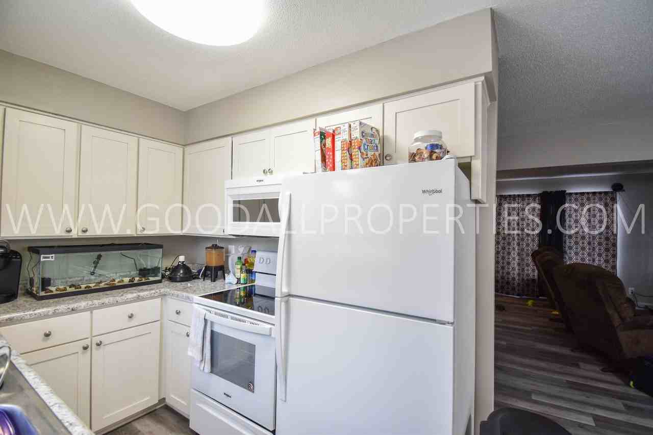 1932 E 29th St - Photo 3 of 17