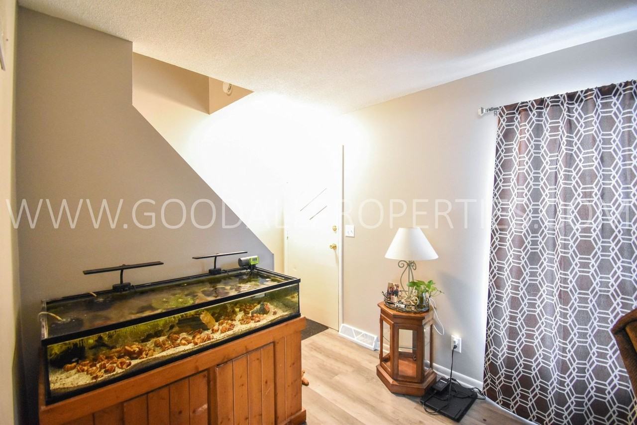 1932 E 29th St - Photo 6 of 17