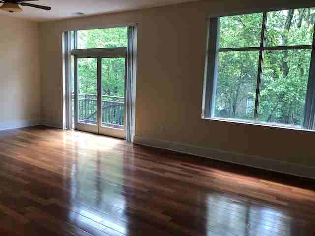 511 E 34th St #204 - Photo 4 of 14