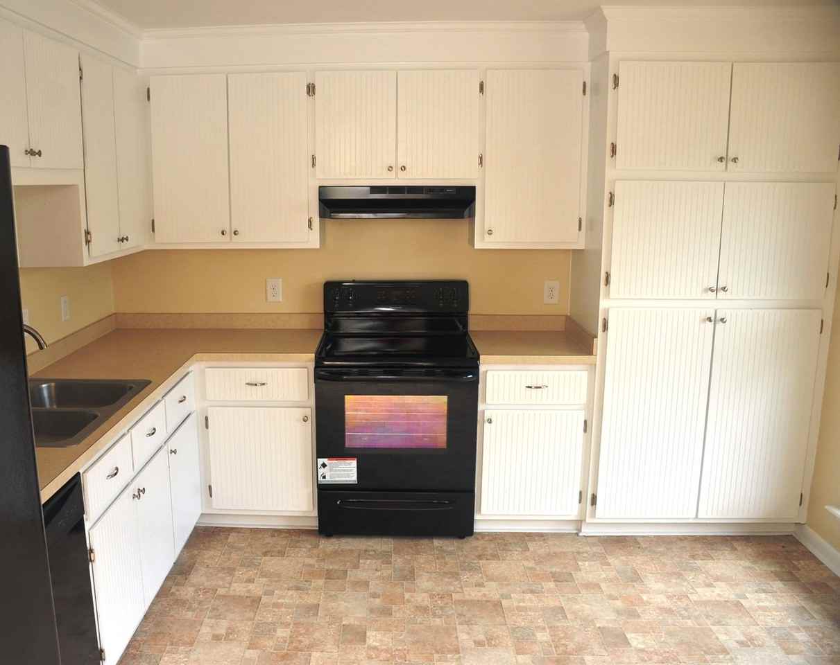 445 Benlea Cir - Photo 5 of 18