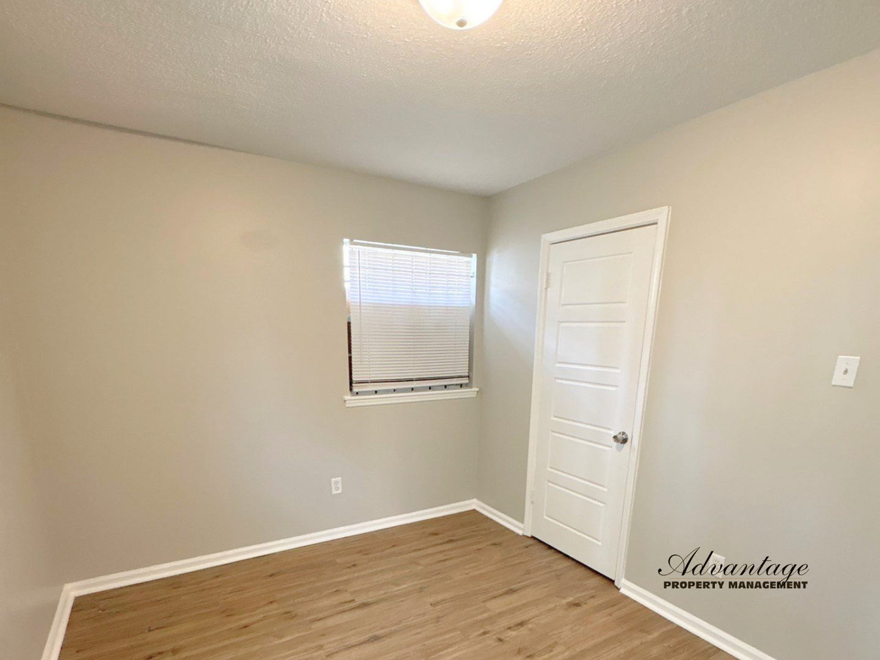 3816 Ford Rd - Photo 5 of 18