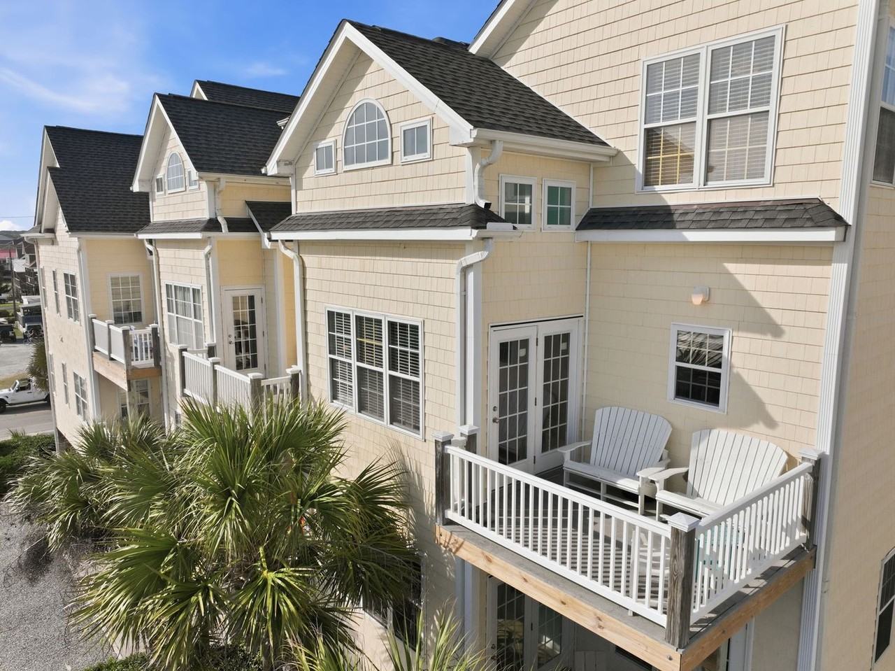 215 Summer Winds Pl - Photo 3 of 41