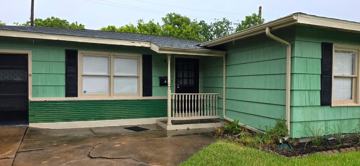 featured image of 14 Gulf Ln