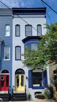 featured image of 17 E 3rd St #2