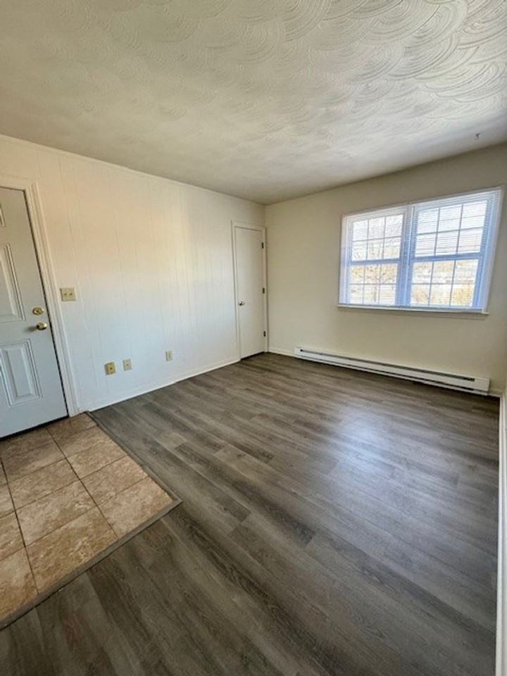 412 Bruce St #9 - Photo 4 of 8