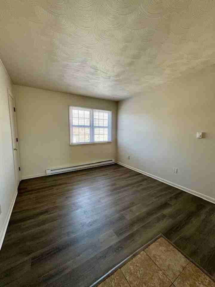 412 Bruce St #9 - Photo 5 of 8