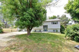 102 View Cir - Photo 1 of 1