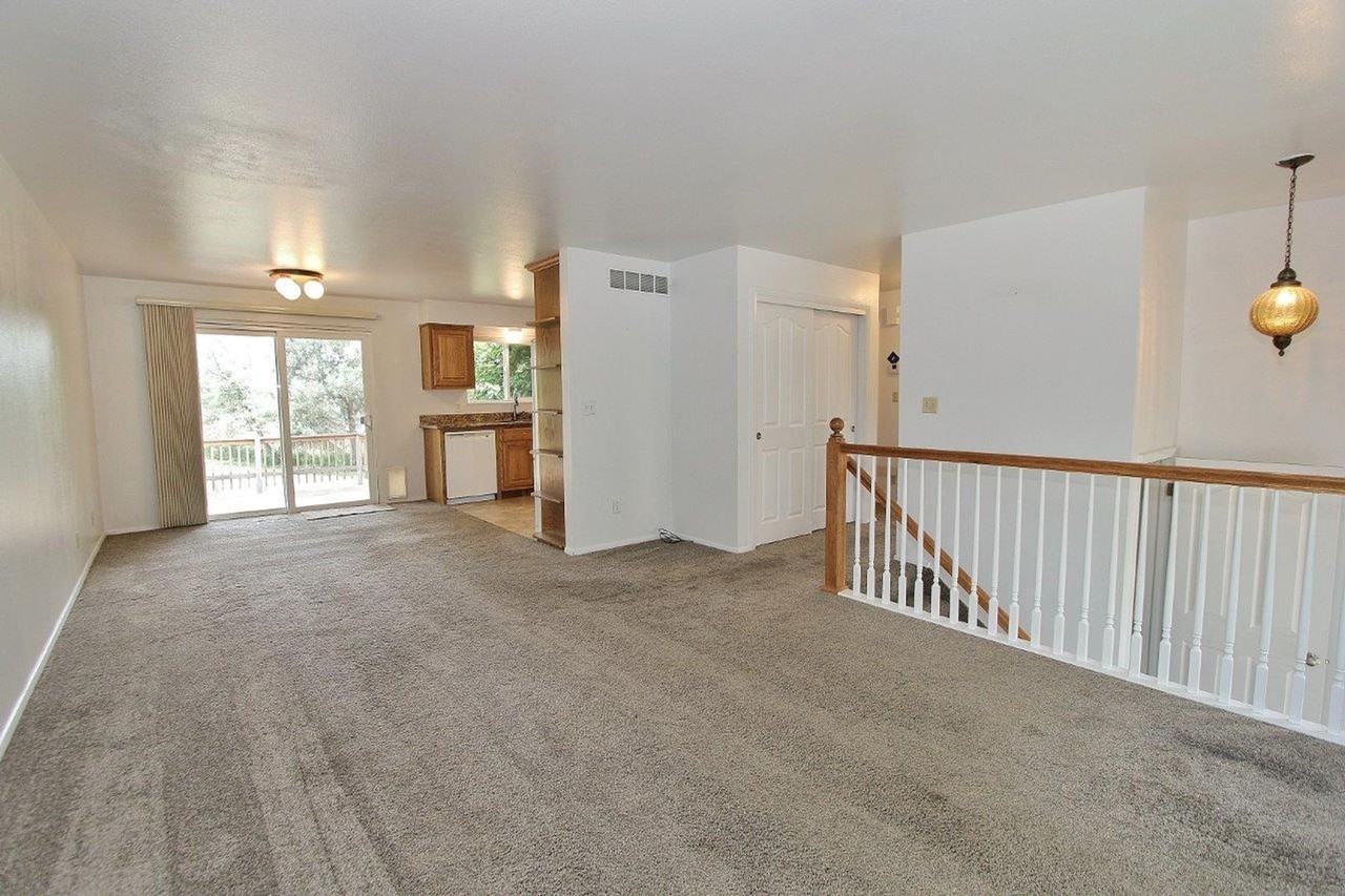 102 View Cir - Photo 5 of 27