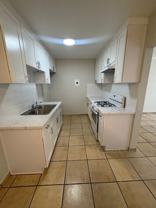 1622-1658 W Walnut St - Photo 1 of 1