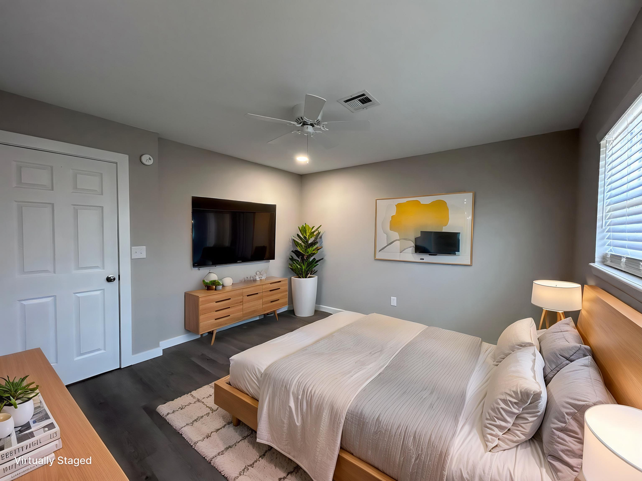 618 N 6th St - Photo 2 of 17