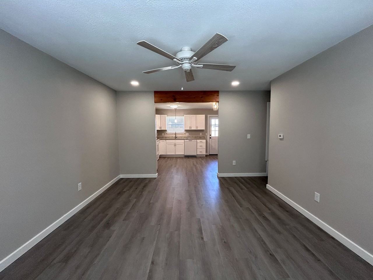 618 N 6th St - Photo 5 of 17