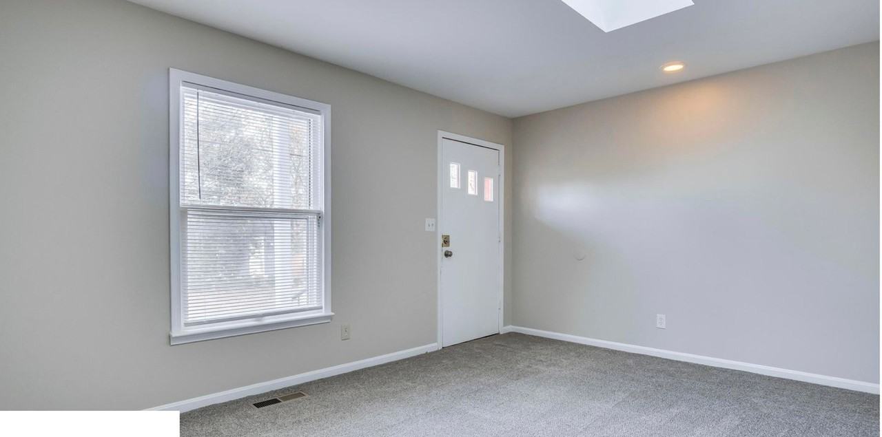 814 Franklin St - Photo 5 of 20