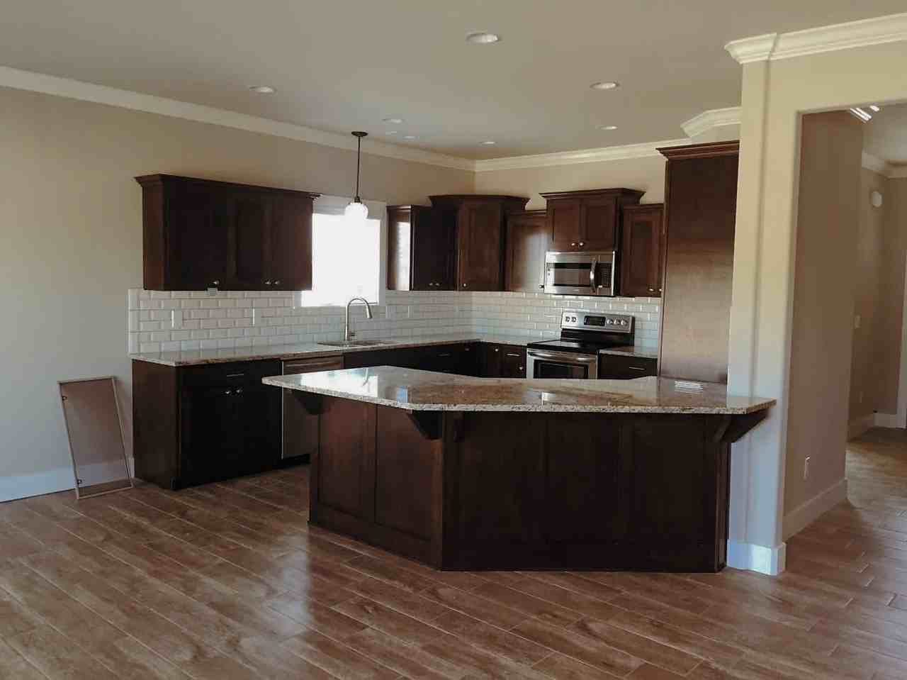 3100 Sw Riverstone Ave - Photo 4 of 12