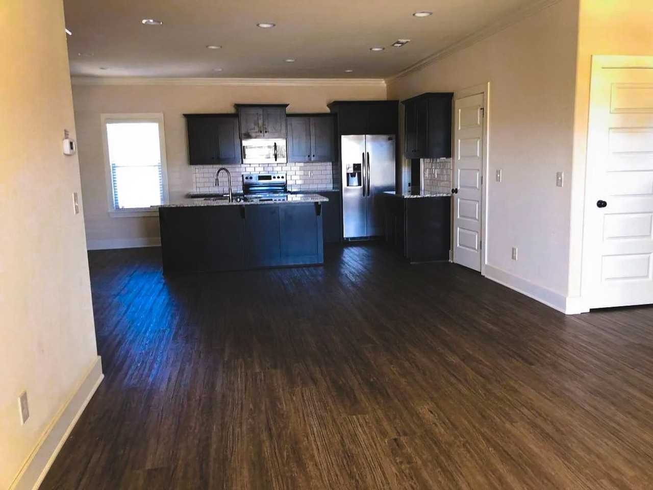 3100 Sw Riverstone Ave - Photo 5 of 12
