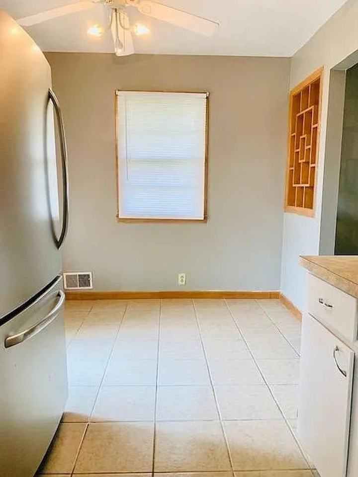6205 Ogden St - Photo 5 of 11