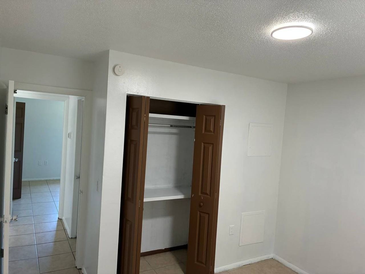 7618 Chase Rd - Photo 5 of 12
