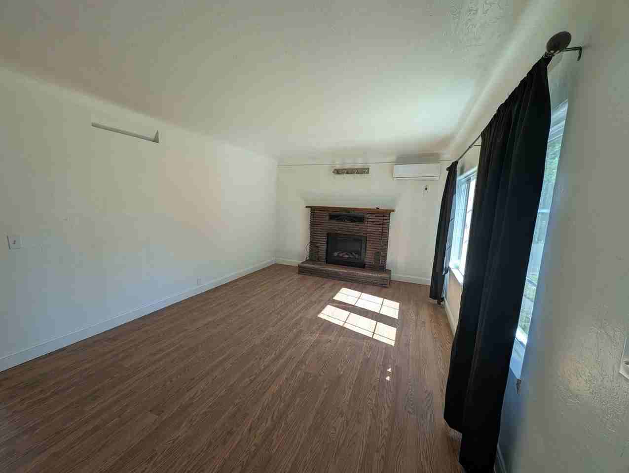 604 Loma St - Photo 6 of 24