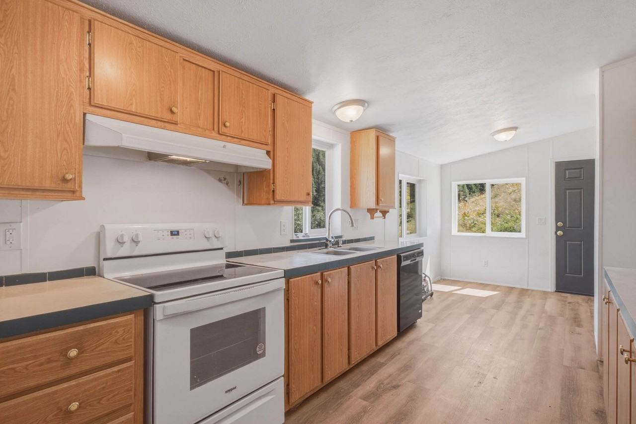9192 Olalla Canyon Rd - Photo 5 of 14
