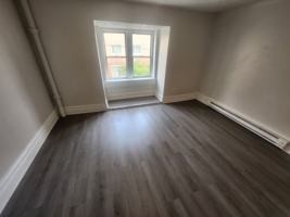 featured image of 448 W Turner St