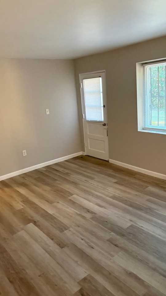 2059 Honeysuckle Ln Sw #B - Photo 3 of 12