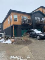 featured image of 220 Metz Ln #220