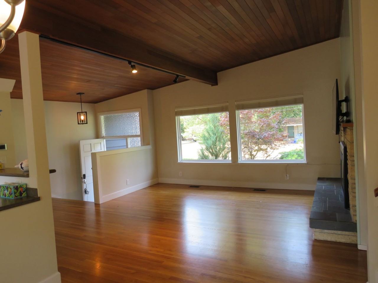15105 Se 20th St - Photo 7 of 37