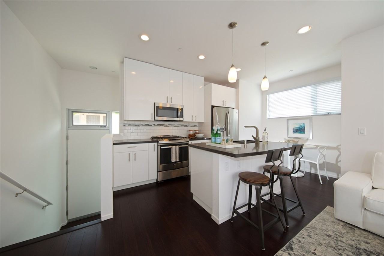 4138 1st Ave - Photo 6 of 24