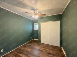 featured image of 702 S Gillette Ave