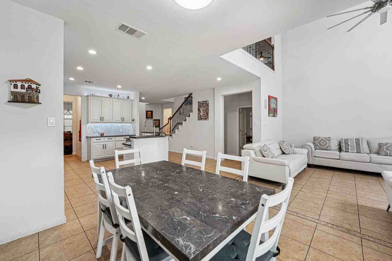 110 Farm House Rd - Photo 7 of 43