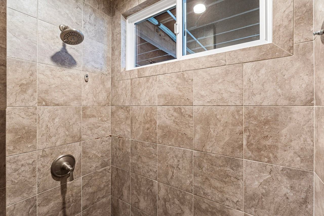 75-358 Melelina Pl - Photo 4 of 20