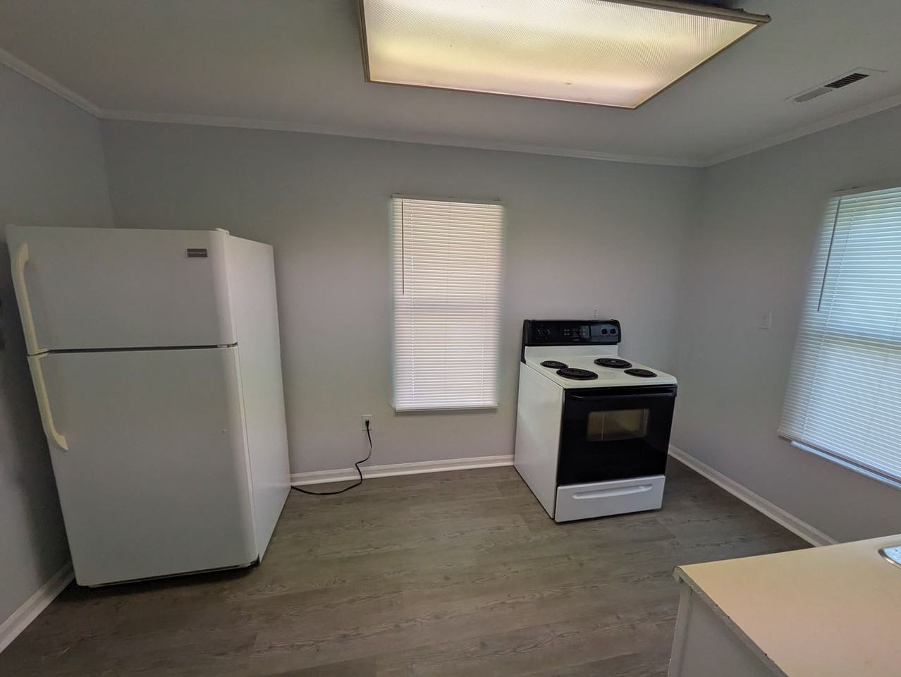 194 Johnson Rd - Photo 5 of 16
