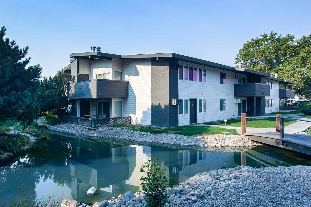 Lakeside Apartments - Photo 7 of 50