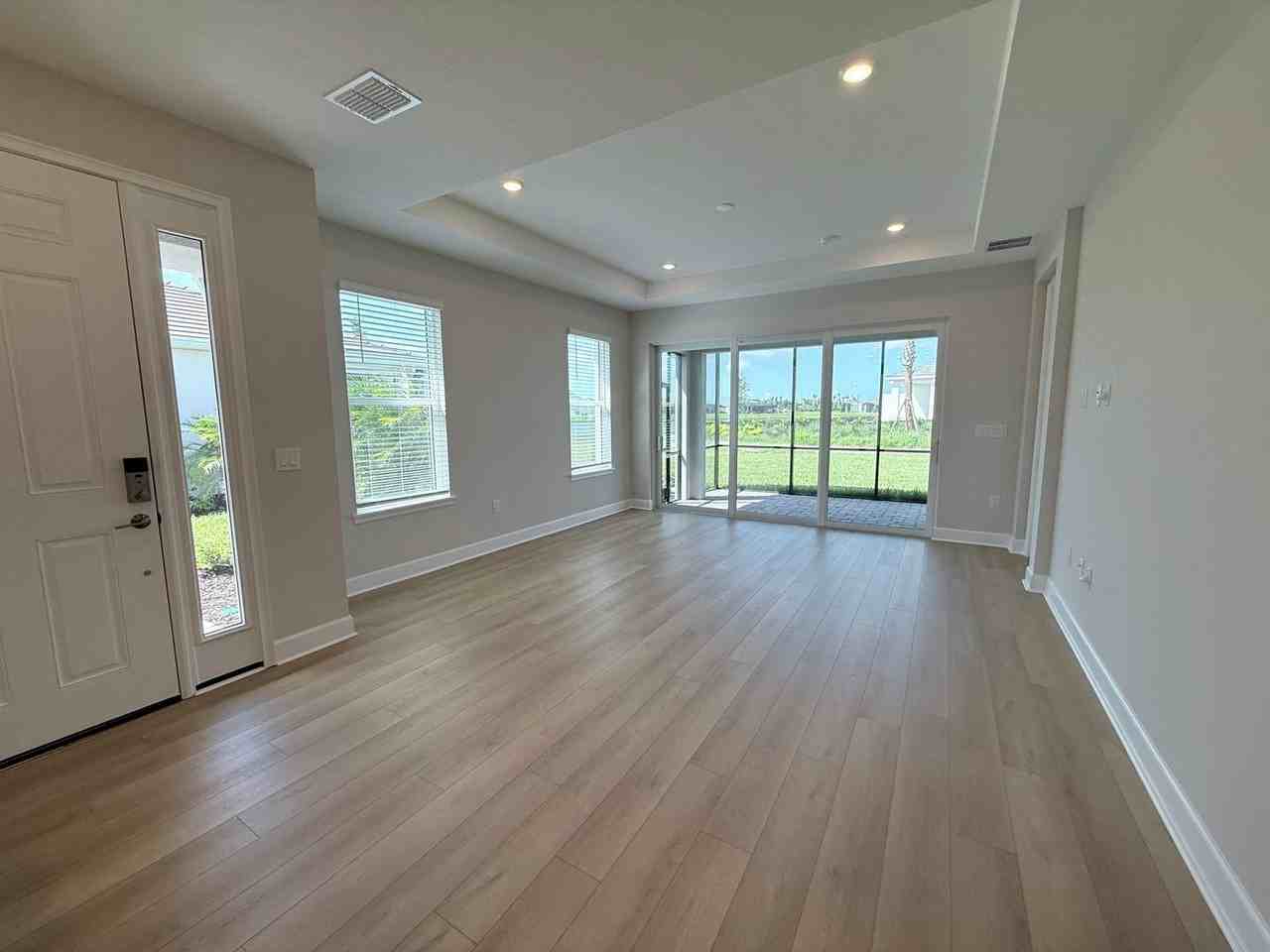 7755 Waning Moon Way - Photo 4 of 50