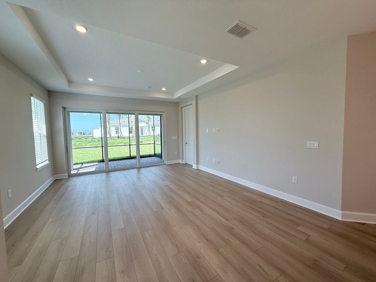 7755 Waning Moon Way - Photo 6 of 50