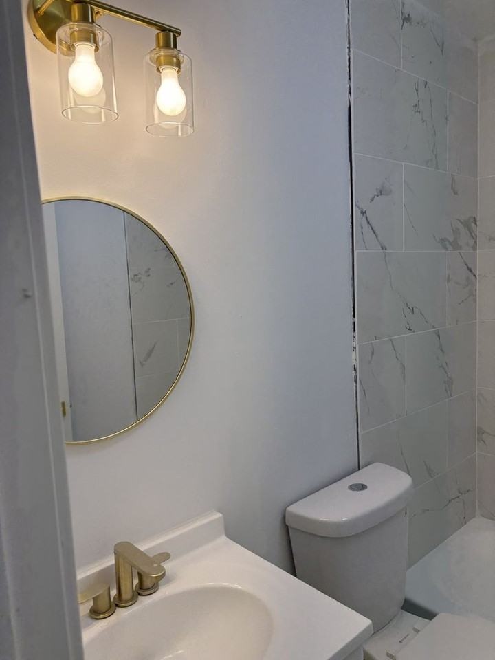 3800 E Mallory Ave - Photo 5 of 9