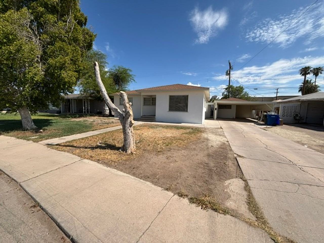 1249 Sandalwood Dr - Photo 2 of 16