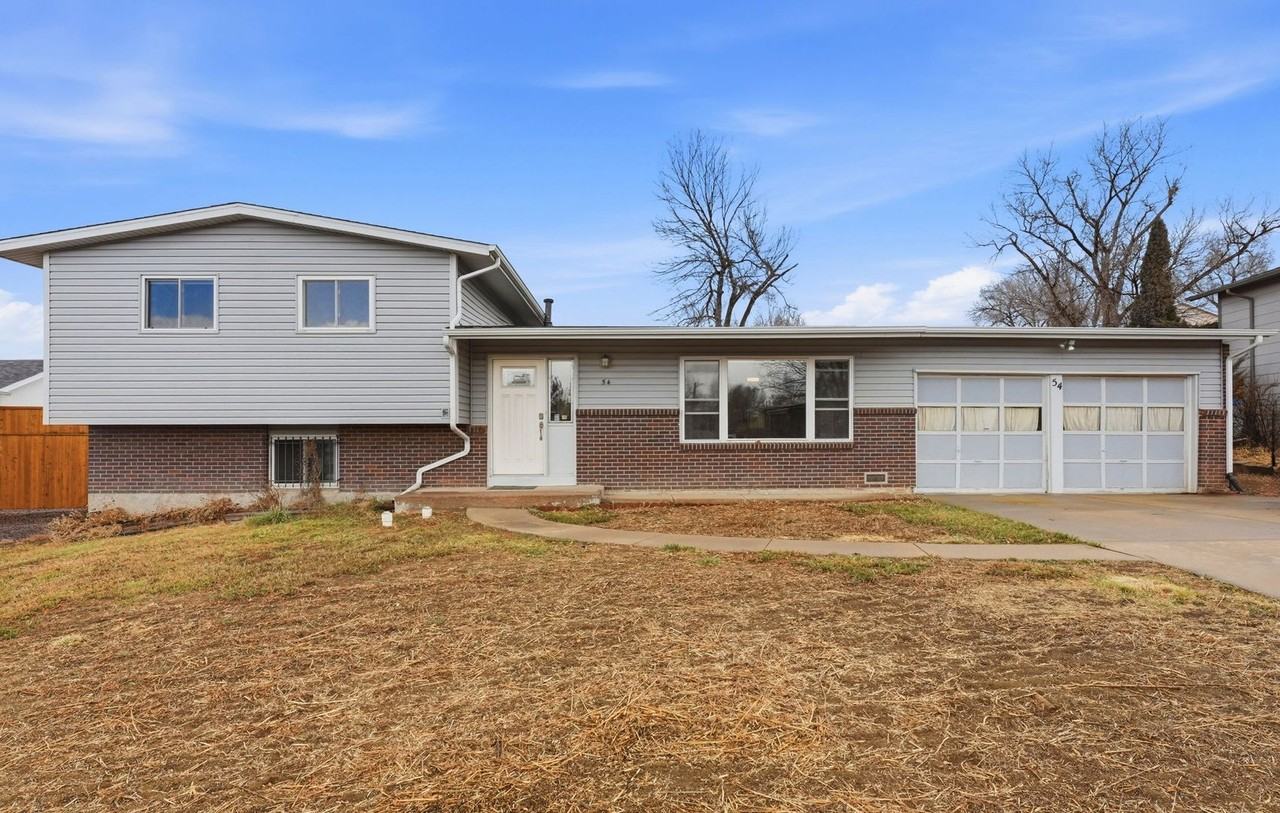 54 Minden Cir - Photo 2 of 31