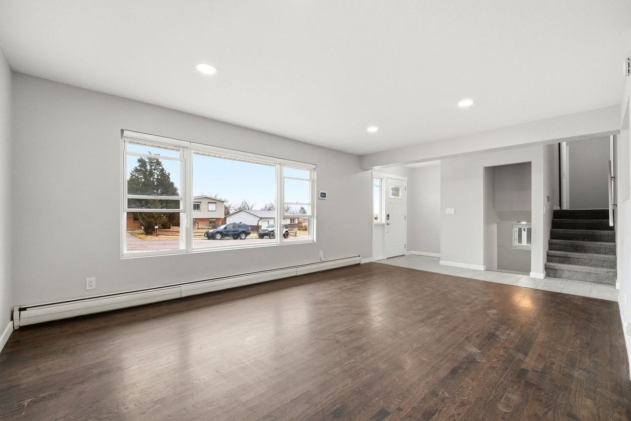 54 Minden Cir - Photo 5 of 31