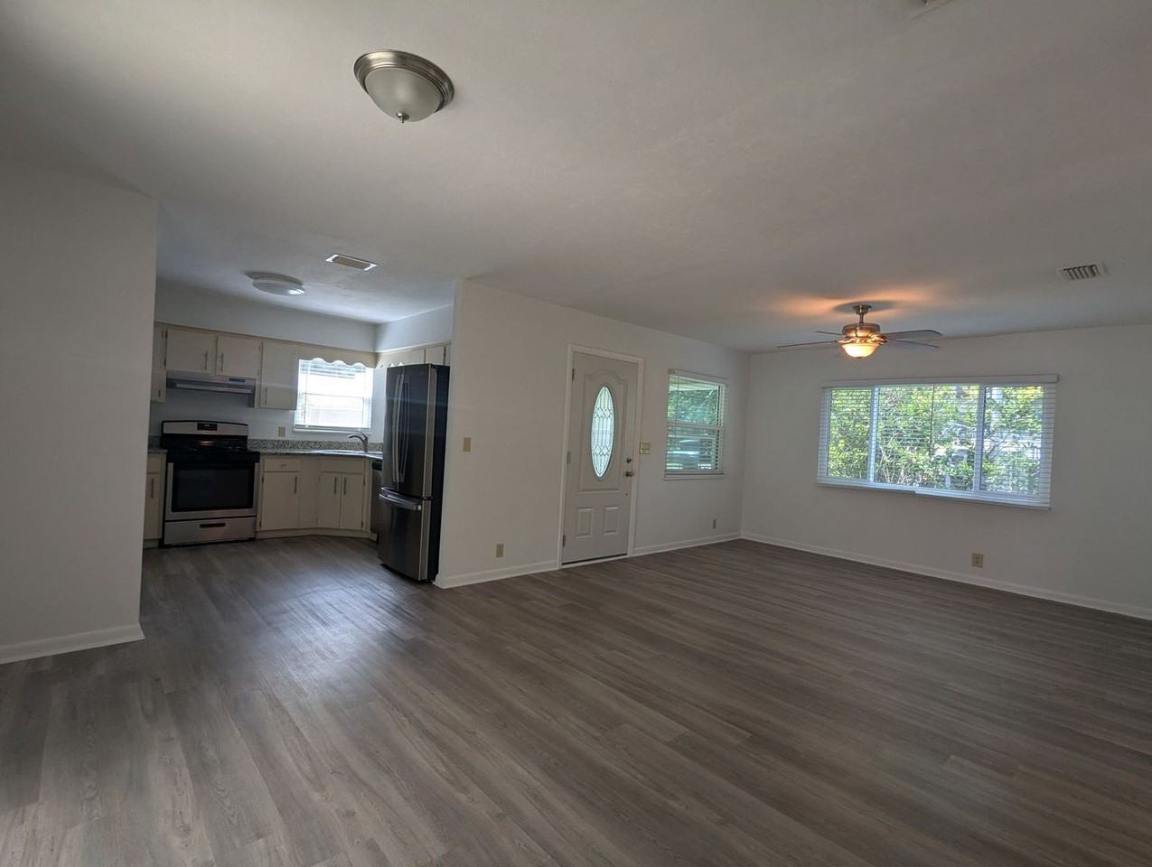8438 Nw 39th Cir - Photo 5 of 35